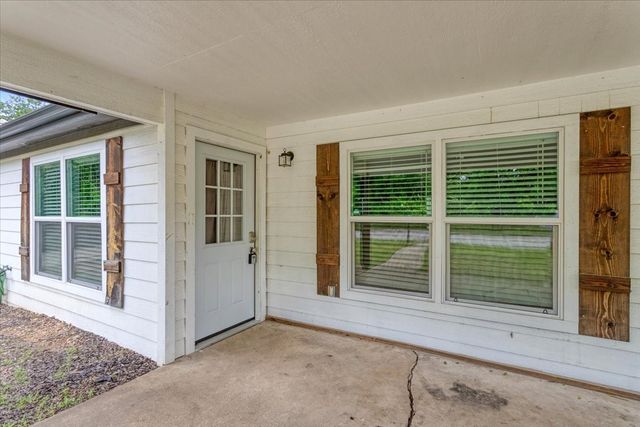 3015 S Fannin Avenue, Denison, TX 75021