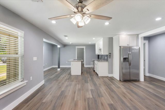 3015 S Fannin Avenue, Denison, TX 75021