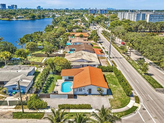 19225 NE 18th Avenue, Miami, FL 33179