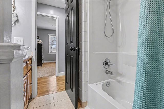 6721 SE Isley Drive, Holt, MO 64048