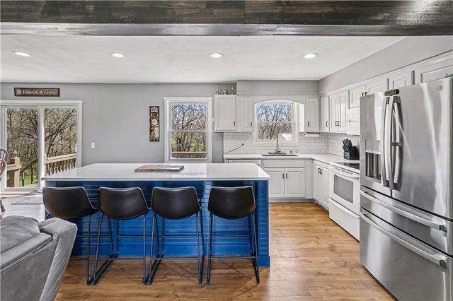 6721 SE Isley Drive, Holt, MO 64048