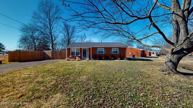 424 Mac Brae Rd, Louisville, KY 40214