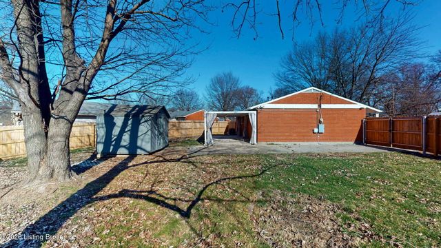 424 Mac Brae Rd, Louisville, KY 40214