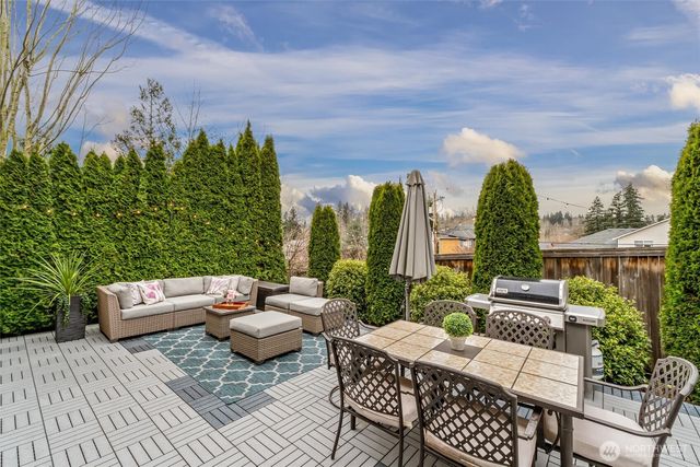 20230 86th Place NE, Bothell, WA 98011