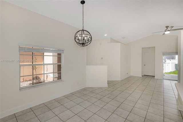 17925 SW 10th Ct, Pembroke Pines, FL 33029