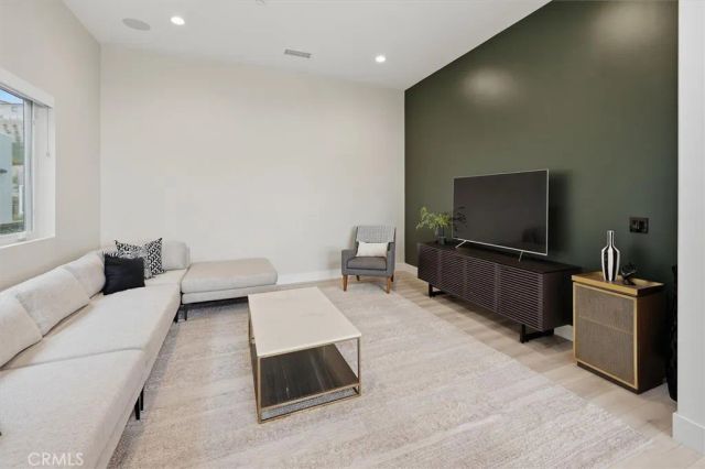 20336 W Windsor Lane, Porter Ranch, CA 91326