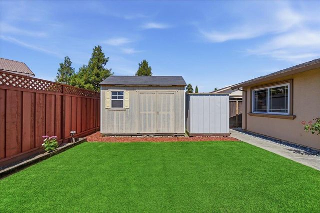 2425 Fallingtree Drive, San Jose, CA 95131