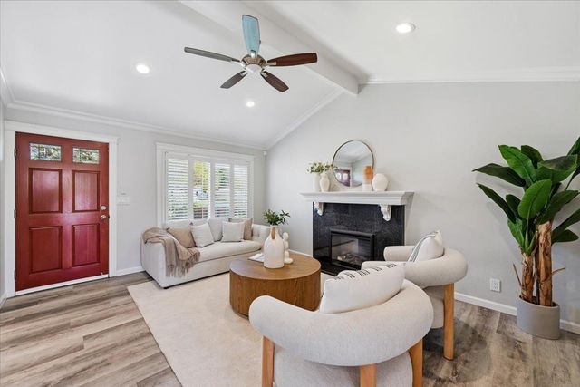 2425 Fallingtree Drive, San Jose, CA 95131