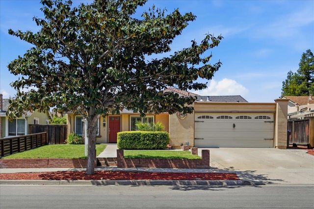 2425 Fallingtree Drive, San Jose, CA 95131