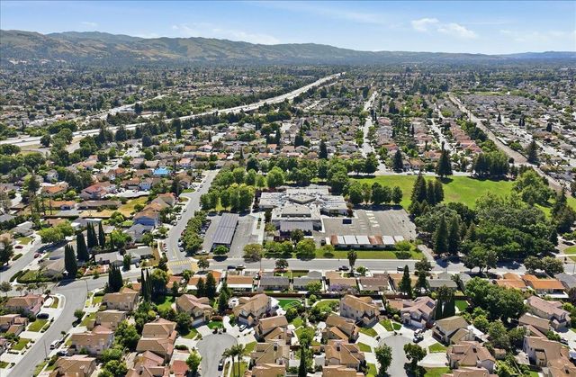 2425 Fallingtree Drive, San Jose, CA 95131