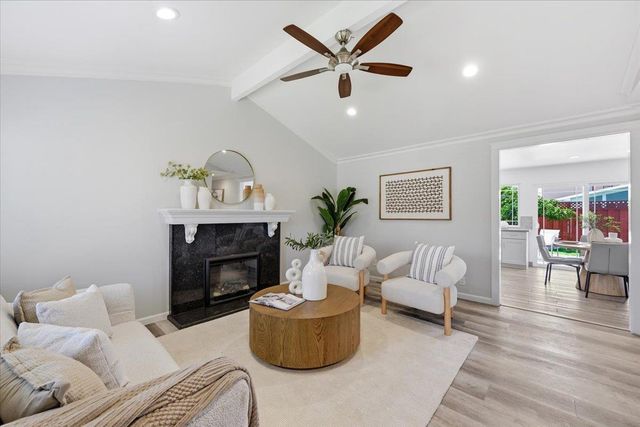 2425 Fallingtree Drive, San Jose, CA 95131