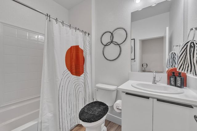 3356 Gallatin Dr, Folsom, CA 95630