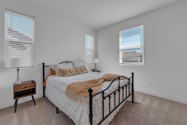 3356 Gallatin Dr, Folsom, CA 95630