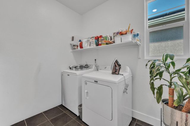 3356 Gallatin Dr, Folsom, CA 95630