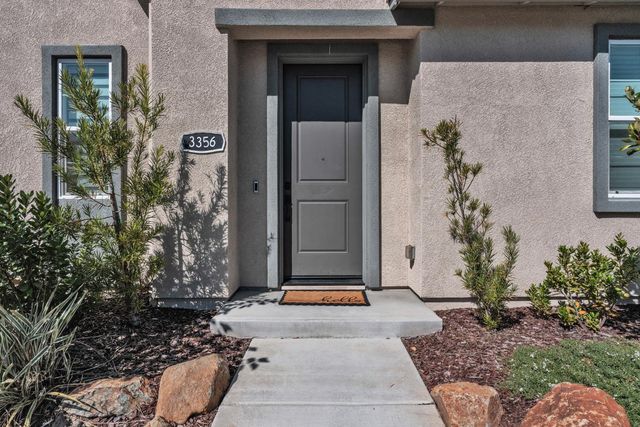 3356 Gallatin Dr, Folsom, CA 95630