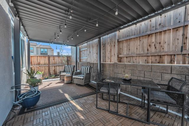 3356 Gallatin Dr, Folsom, CA 95630