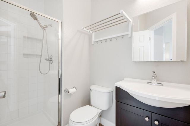 8106 Longdraw DR, Round Rock, TX 78681