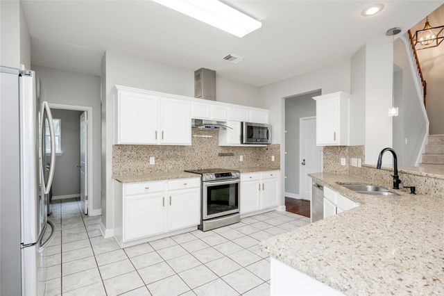 8106 Longdraw DR, Round Rock, TX 78681