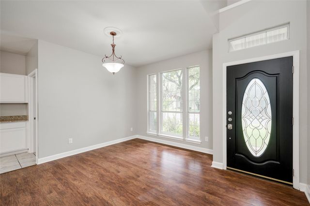8106 Longdraw DR, Round Rock, TX 78681