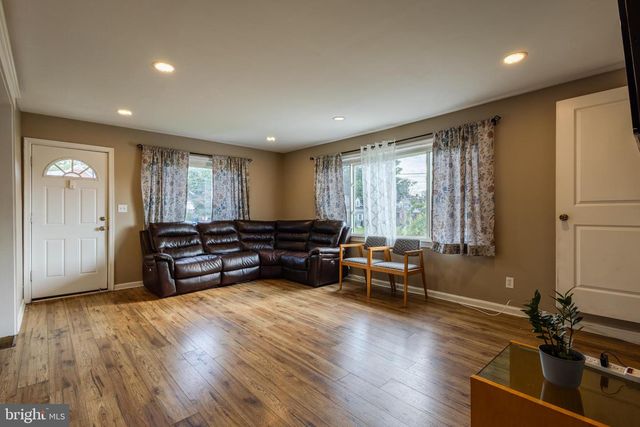 6500 FOSTER ST, District Heights, MD 20747