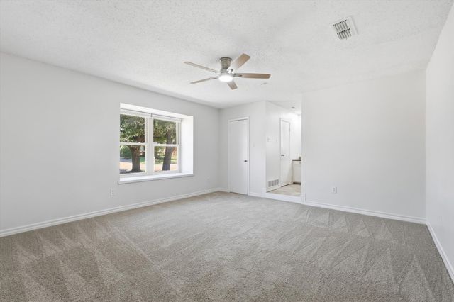 6908 Wilton Drive, Fort Worth, TX 76133