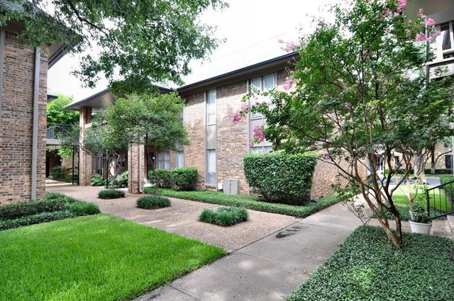 10744 Park Village Place A, Dallas, TX 75230