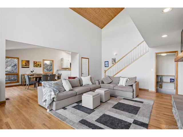 29451 Falcon Ridge Dr, Evergreen, CO 80439