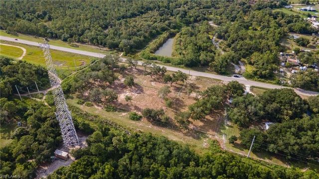 6030 Mellow DR, North Fort Myers, FL 33917