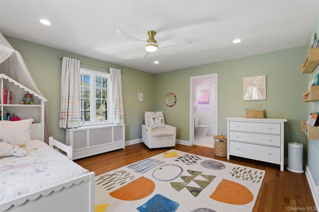 42 Mulberry Lane, New Rochelle, NY 10804