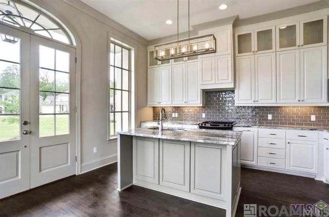 10851 Cane Mill Ln, Baton Rouge, LA 70810