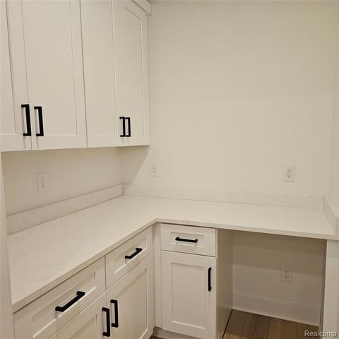 18582 Stallmann Drive, Macomb, MI 48042