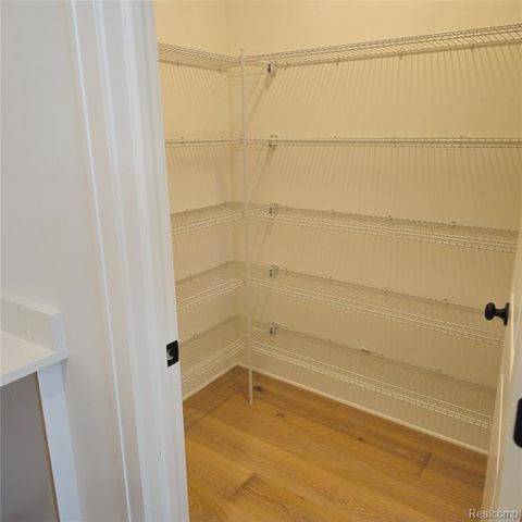 18582 Stallmann Drive, Macomb, MI 48042