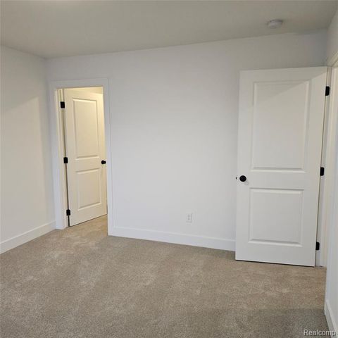 18582 Stallmann Drive, Macomb, MI 48042