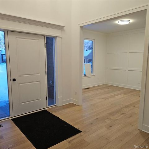 18582 Stallmann Drive, Macomb, MI 48042