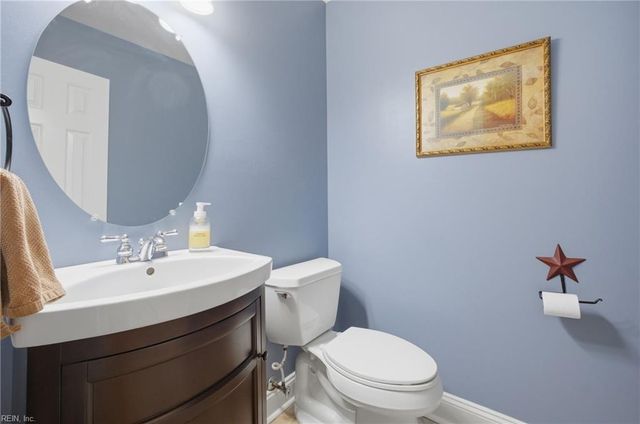 105 Gardenville DR, Yorktown, VA 23693