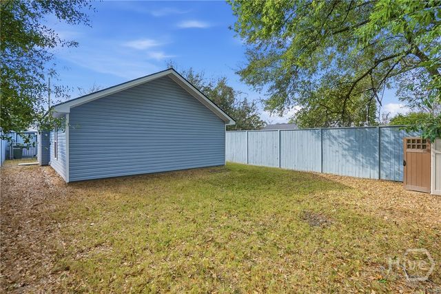 724 Dixon Street, Savannah, GA 31405