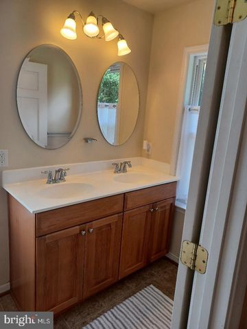 11200 JACKSON TRL W, Spotsylvania, VA 22553