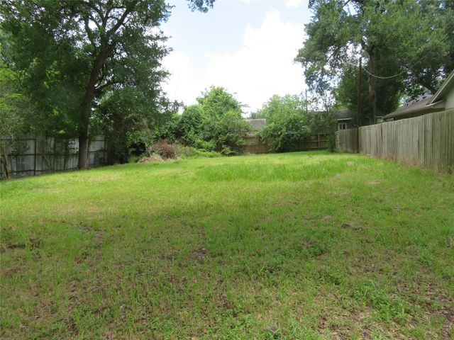 801 Cub Lane, Richmond, TX 77469