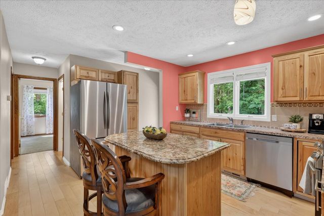 2467 Palm Dale Drive Sw, City Of Wyoming, MI 49418