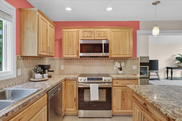 2467 Palm Dale Drive Sw, City Of Wyoming, MI 49418