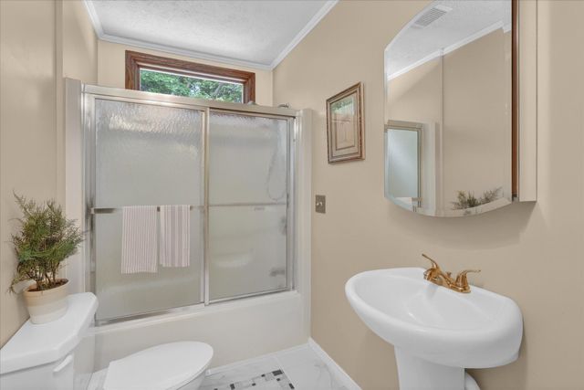 2467 Palm Dale Drive Sw, City Of Wyoming, MI 49418
