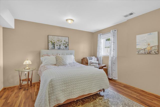 2467 Palm Dale Drive Sw, City Of Wyoming, MI 49418