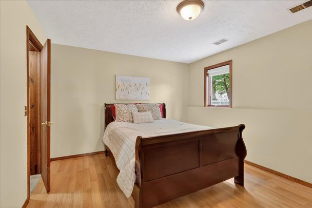2467 Palm Dale Drive Sw, City Of Wyoming, MI 49418