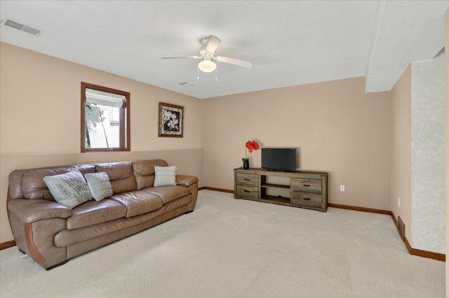 2467 Palm Dale Drive Sw, City Of Wyoming, MI 49418