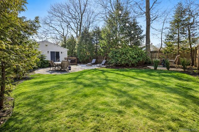 38 Corey Trail, Ridge, NY 11961