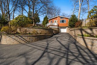 38 Corey Trail, Ridge, NY 11961