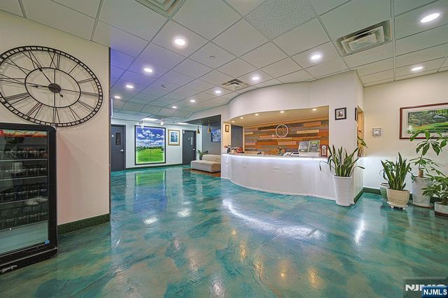 225 Broad Avenue, Palisades Park, NJ 07650