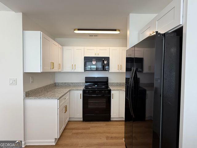 146 Jeb Stuart Drive, Newnan, GA 30265