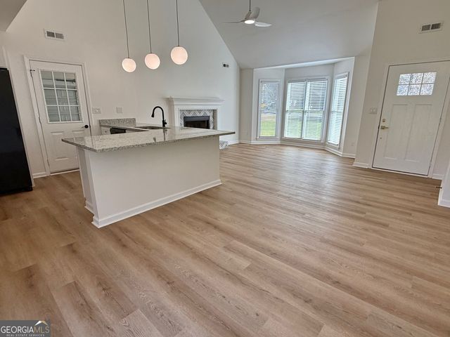 146 Jeb Stuart Drive, Newnan, GA 30265