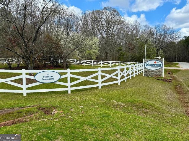 146 Jeb Stuart Drive, Newnan, GA 30265